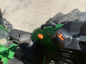 2021 John Deere 5065E 17
