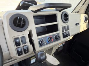 2023 John Deere XUV 835R 9
