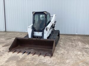 2016 Bobcat T870 8
