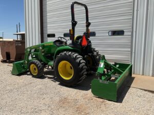 2022 John Deere 3038E 3