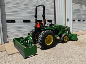 2022 John Deere 3038E 6