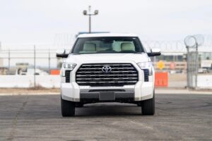 2023 Toyota Tundra Hybrid Capstone 4×4 1